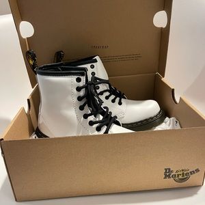 Dr. Martens Little Kid New